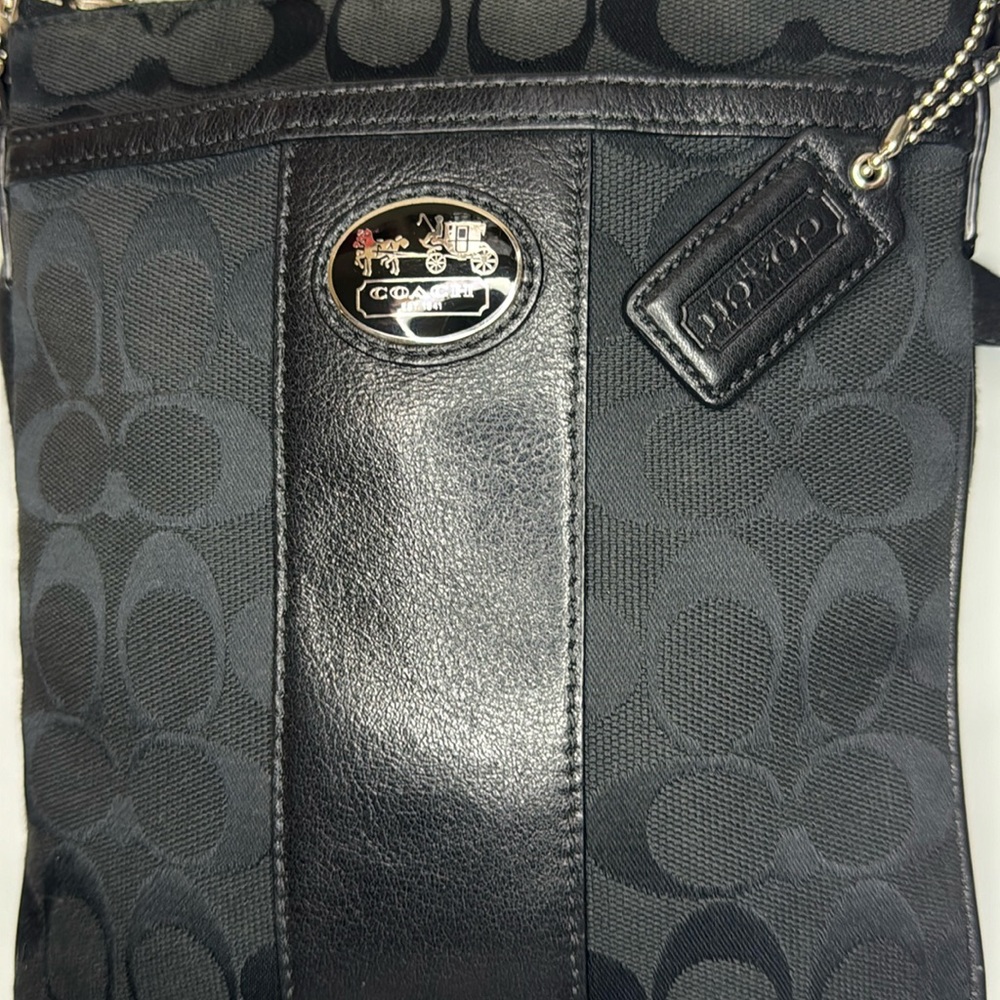 Coach Sutton signature black canvas & leather crossbody - Picture 2 of 12